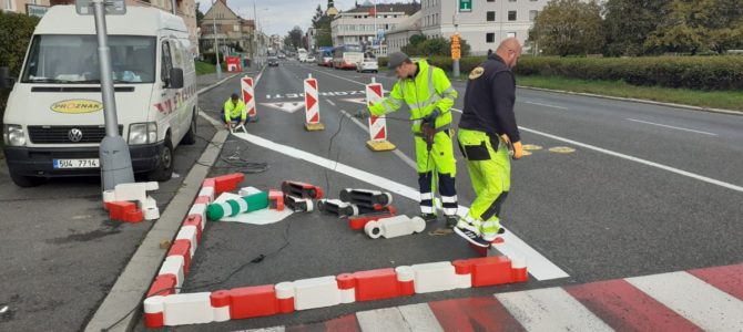 Bezpečnost v silničním provozu je naší prioritou Bezpečnost v silničním provozu je naší prioritou